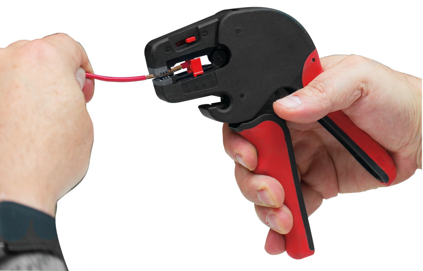 Pince à dénuder automatique coudée 90° 04