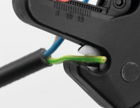 Pince a denuder automatique droite 05