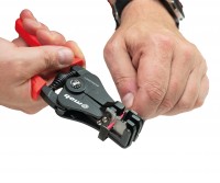 Pince à dénuder automatique latérale 04