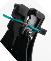 Pince à dénuder automatique latérale 03